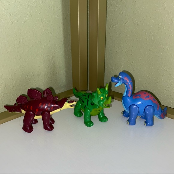 Disney Other - Downtown Disney T-Rex Cafe Restaurant Figures Set Of 3 Dinosaurs Toys Collection